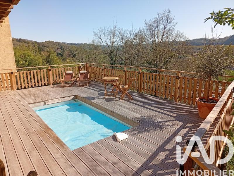 Maison - 265 m² - 13 pièces