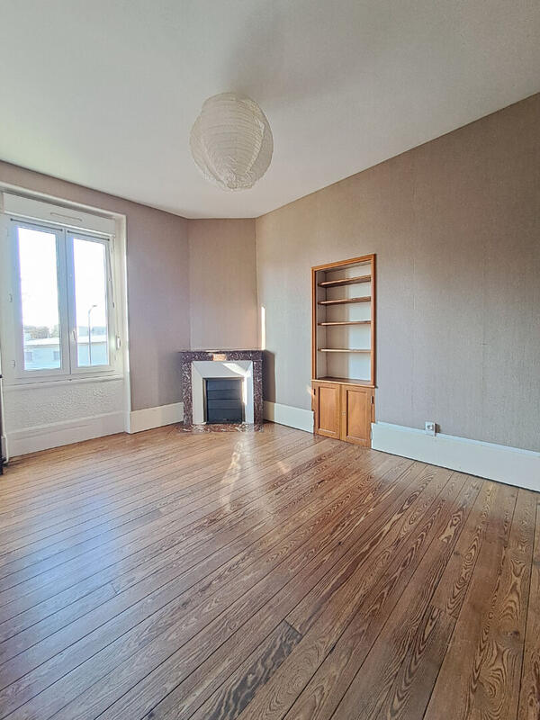 Appartement - 74 m² - 4 pièces