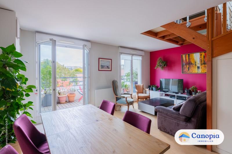 Appartement - 96 m² - 5 pièces