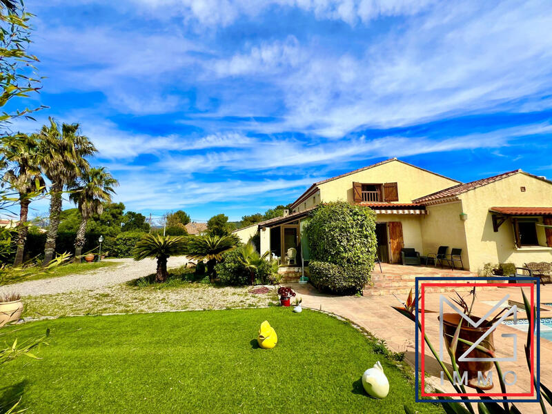 Mas - 220 m² - 7 pièces