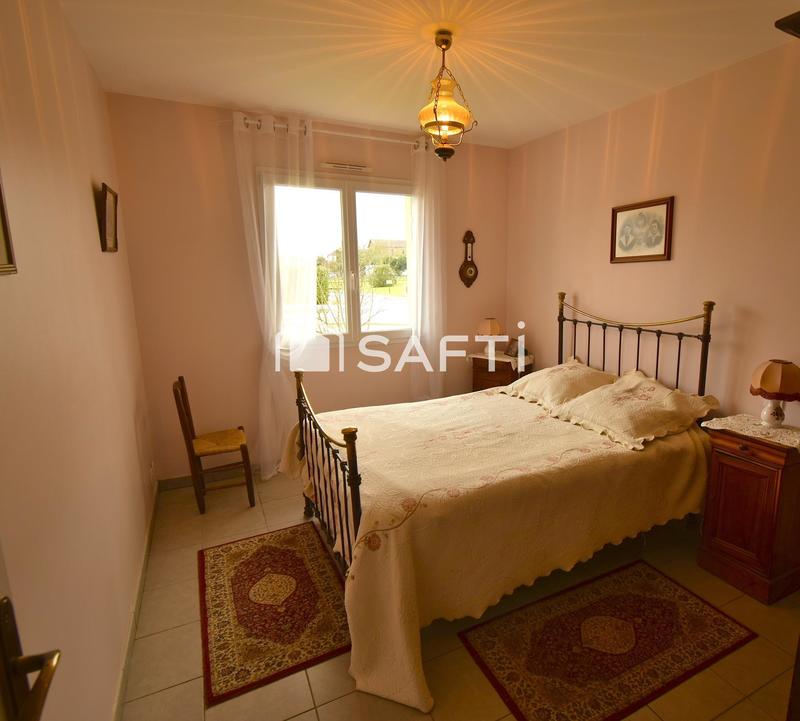 Maison - 97 m² - 5 pièces