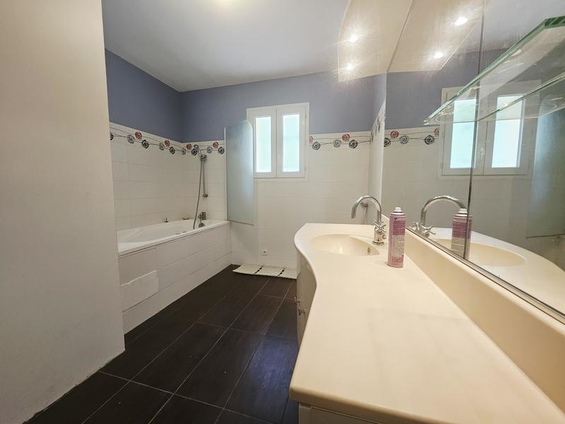 Maison - 116 m² - 5 pièces