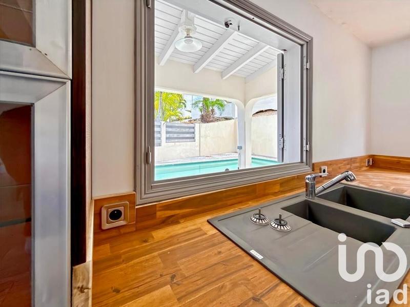 Maison - 200 m² - 6 pièces