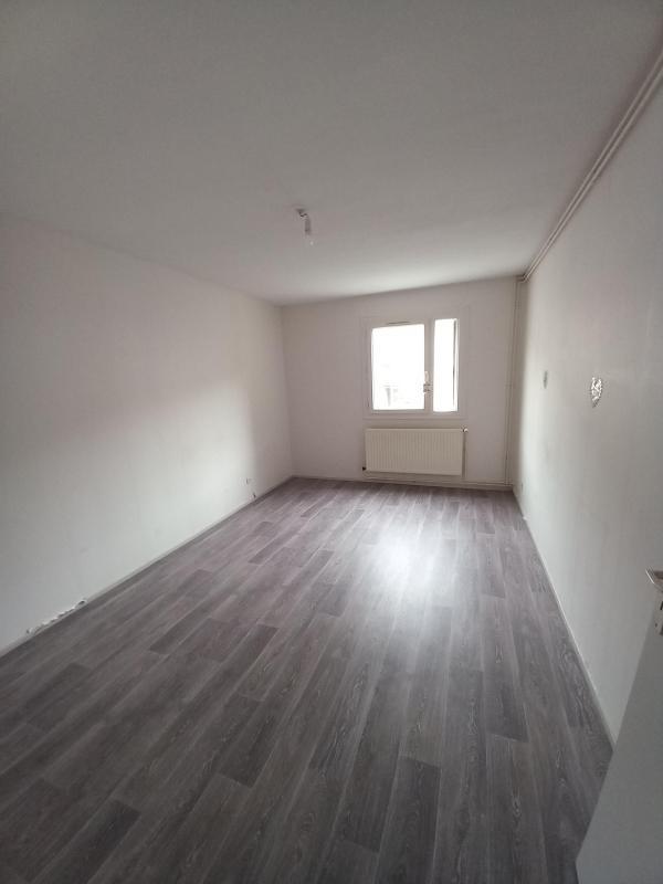 Appartement - 100 m² - 4 pièces