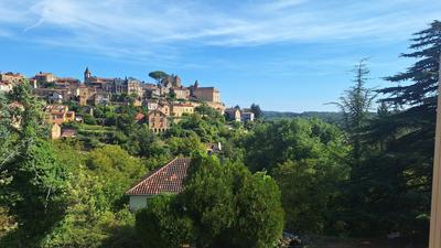 Maison - 90 m² - 3 pièces