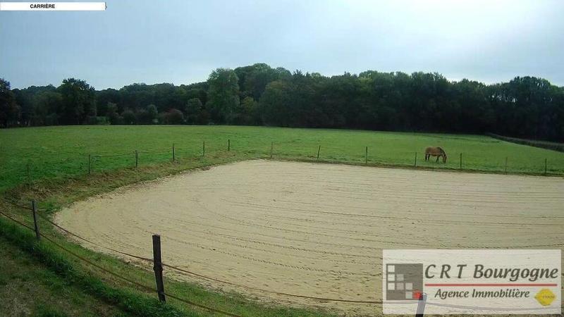 Maison - 240 m² - 8 pièces