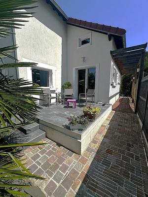 Maison traditionnelle - 136 m² - 5 pièces