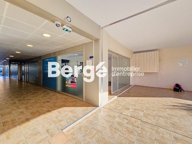 Local commercial - 229 m²