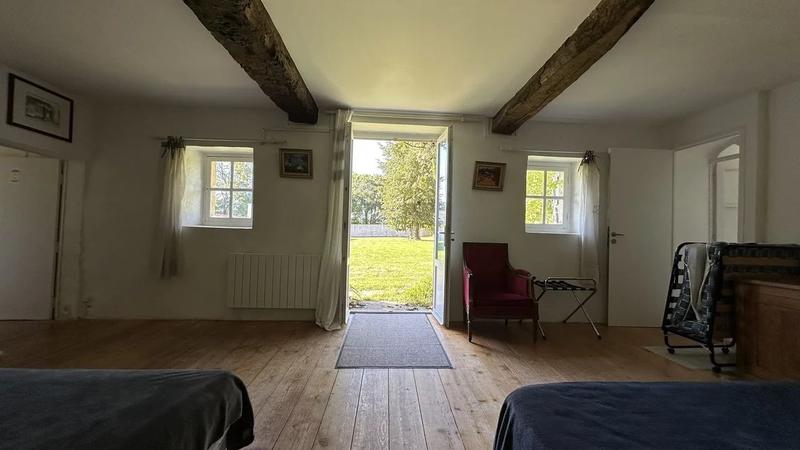 Propriété - 768 m² - 17 pièces