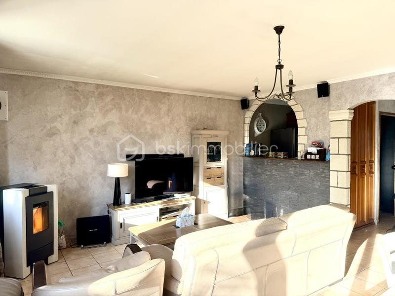 Maison traditionnelle - 78 m² - 4 pièces