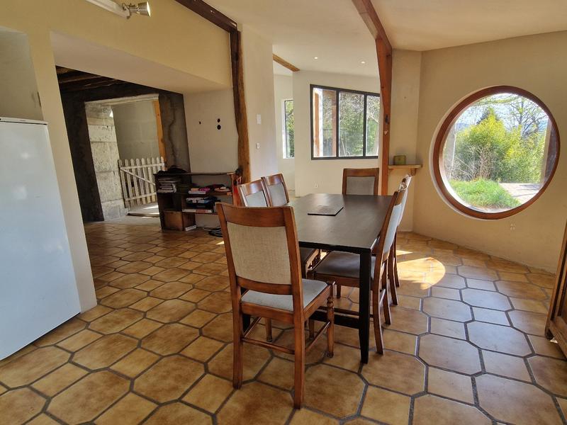 Maison - 148 m² - 5 pièces