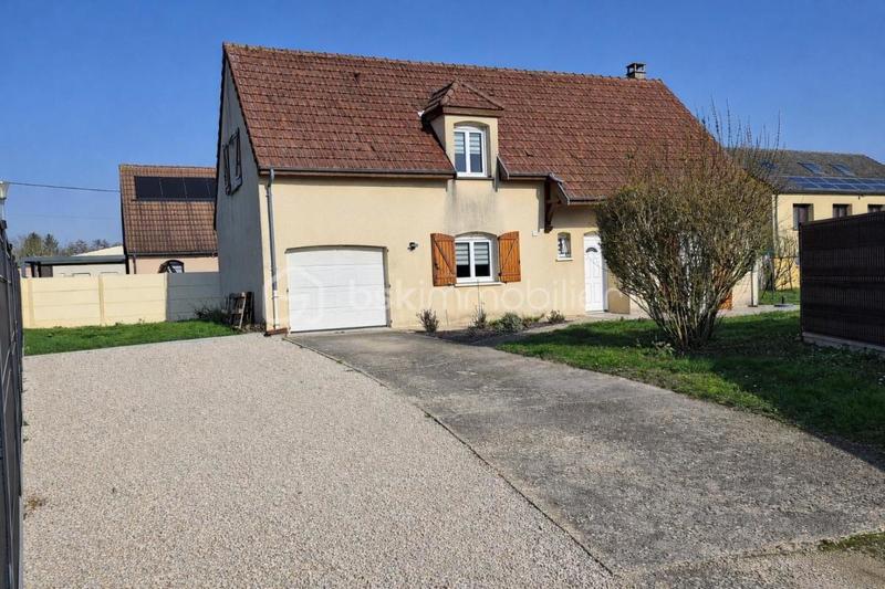 Maison traditionnelle - 127 m² - 7 pièces