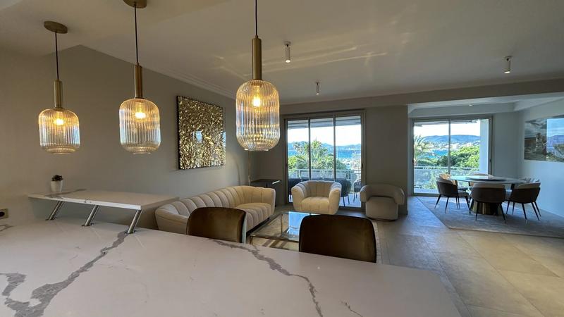 Appartement - 96 m² - 3 pièces