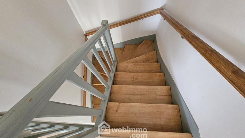 Maison - 145 m² - 6 pièces