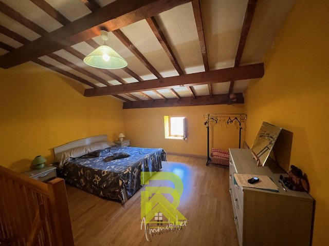 Maison de village - 94 m² - 6 pièces