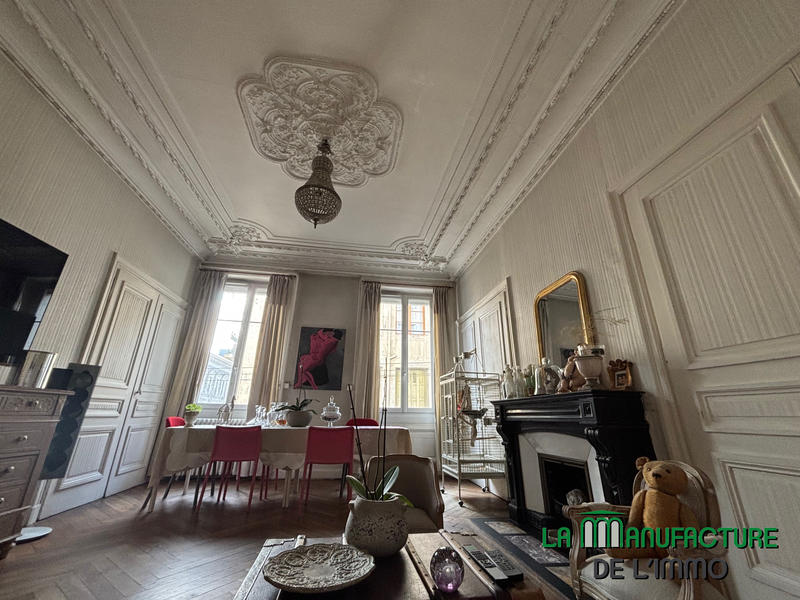 Appartement - 134 m² - 5 pièces