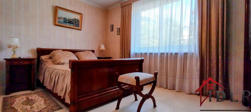 Maison - 93 m² - 5 pièces