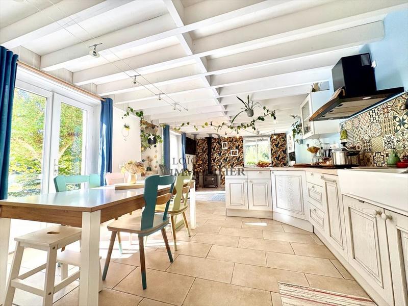 Maison - 90 m² - 4 pièces