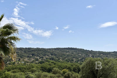 Maison - 190 m² - 8 pièces