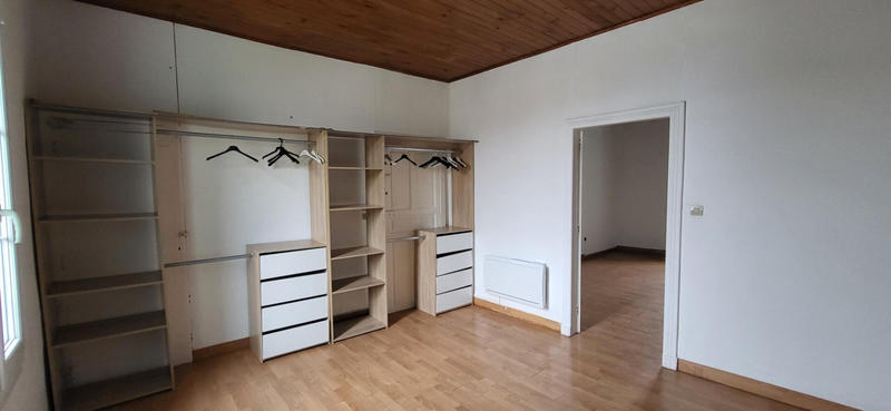 Appartement - 82 m² - 3 pièces