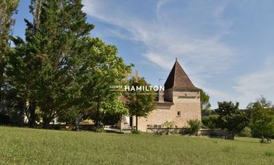 Propriété - 123 m² - 5 pièces