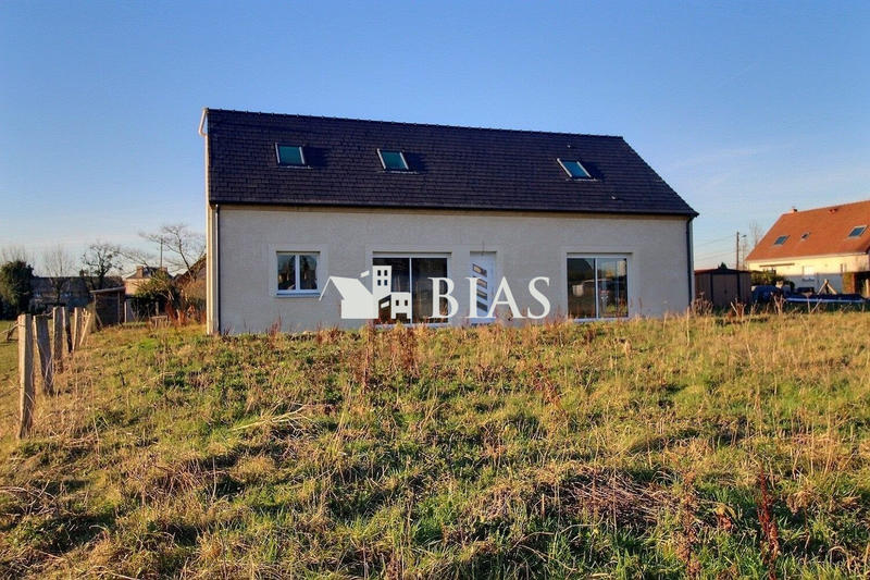 Maison - 137 m² - 5 pièces