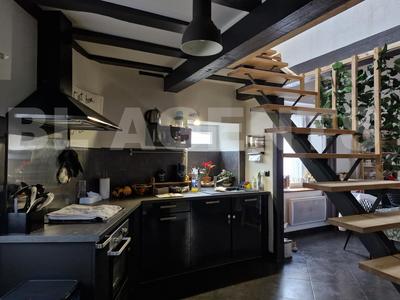 Maison de ville - 89 m² - 3 pièces