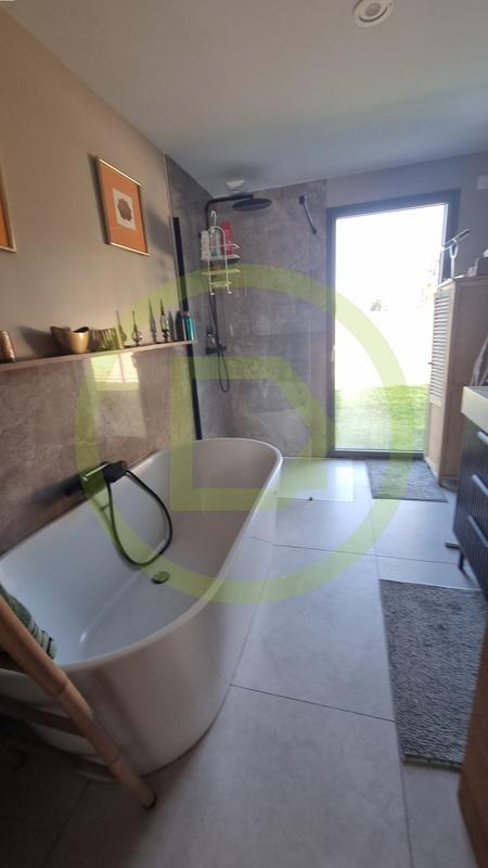 Maison - 152 m² - 6 pièces