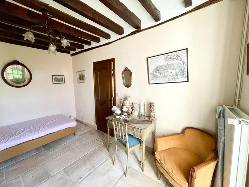 Demeure - 236 m² - 11 pièces