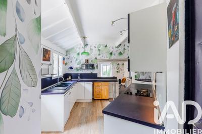 Maison - 99 m² - 4 pièces