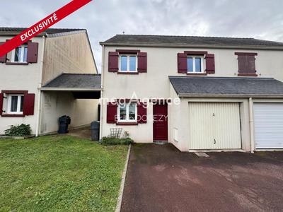 Maison - 85 m² - 4 pièces