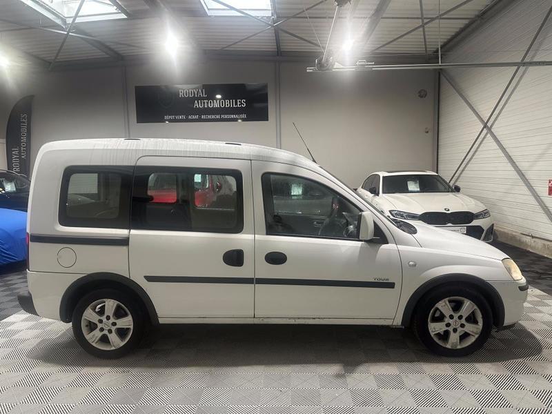 Opel Combo Tour c Break (base Corsa c) Phase 2 1.7 Cdti 100cv Pmr