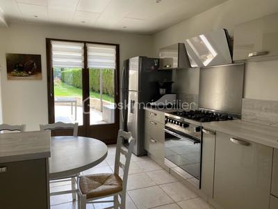 Maison - 140 m² - 6 pièces