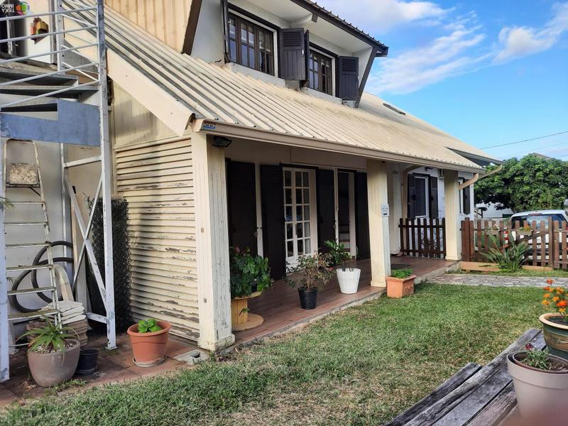 Villa - 246 m² - 8 pièces