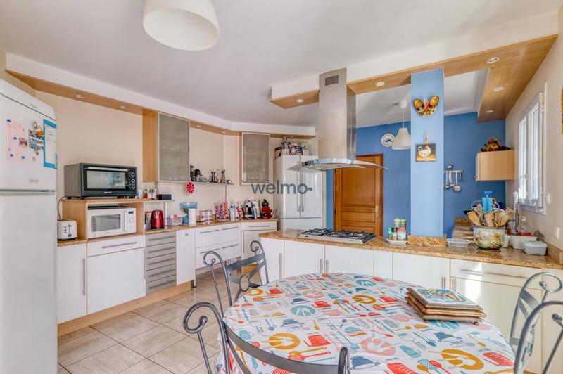 Maison - 176 m² - 6 pièces