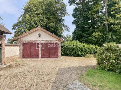 Propriété - 297 m² - 10 pièces