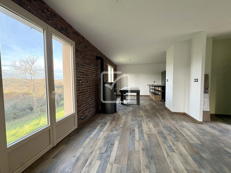 Maison - 81 m² - 4 pièces