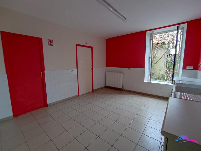 Maison - 200 m² - 5 pièces