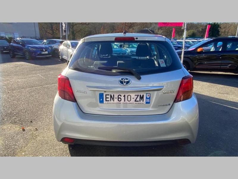 Toyota Yaris Hybride Lca 2016 100h Dynamic