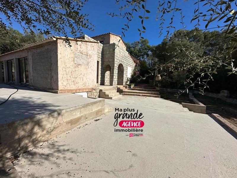 Maison - 160 m² - 5 pièces