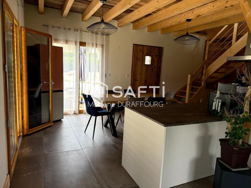 Maison - 115 m² - 5 pièces