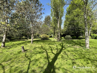 Maison - 184 m² - 8 pièces