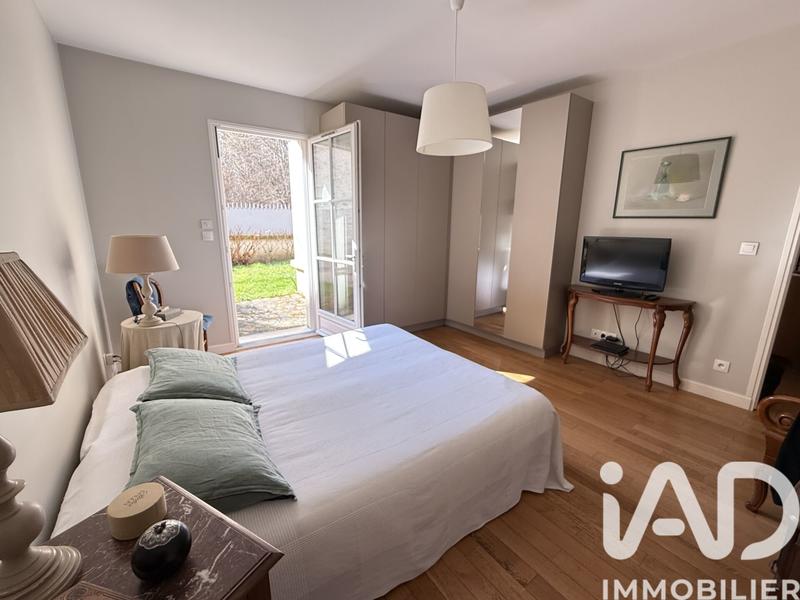 Maison - 200 m² - 7 pièces