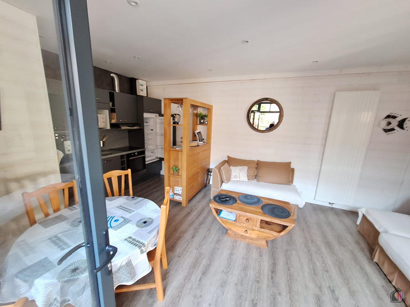 Maison - 209 m² - 11 pièces