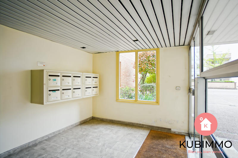 Appartement - 104 m² - 5 pièces