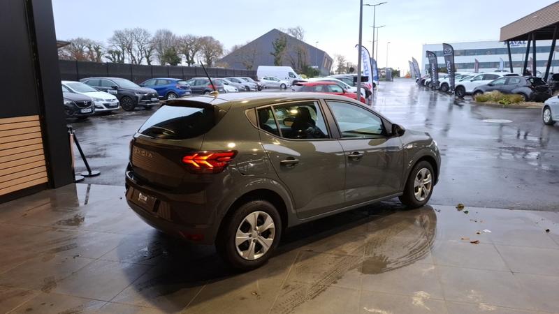 Dacia sandero III Essential Eco-G 100 -24