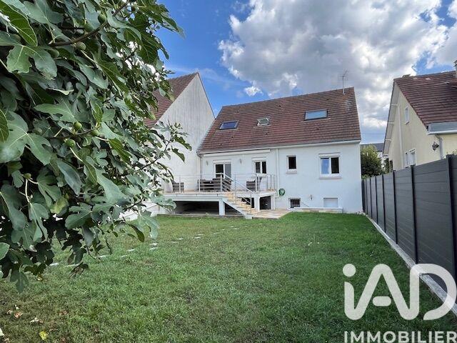 Maison - 120 m² - 4 pièces