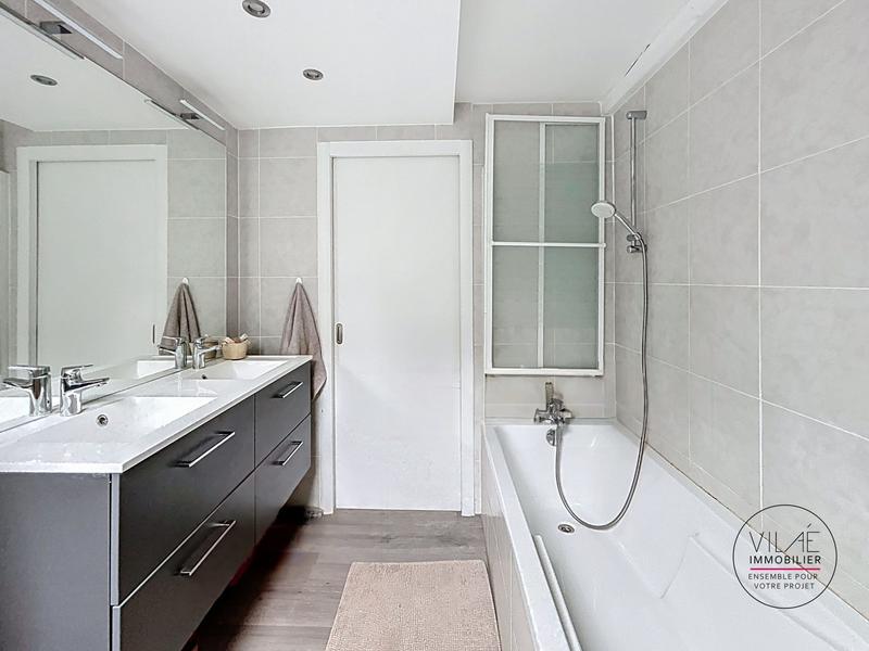 Maison - 119 m² - 6 pièces