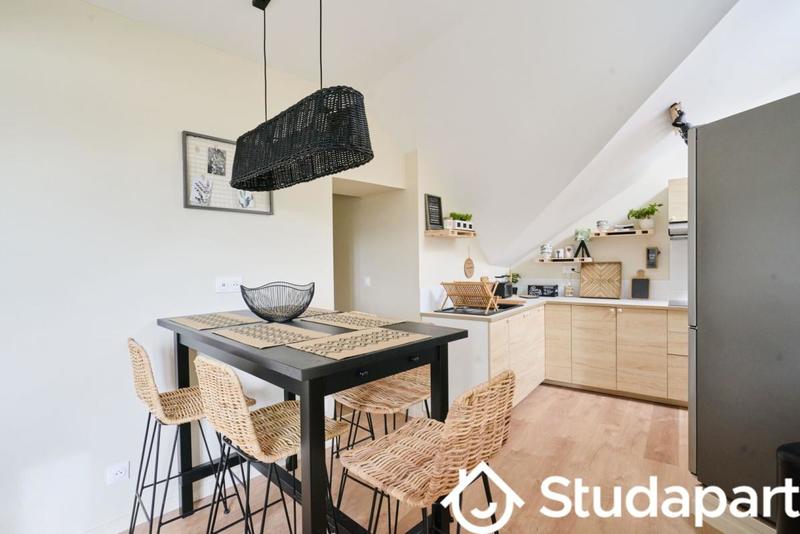 Chambre - 8 m² - 1 pièce