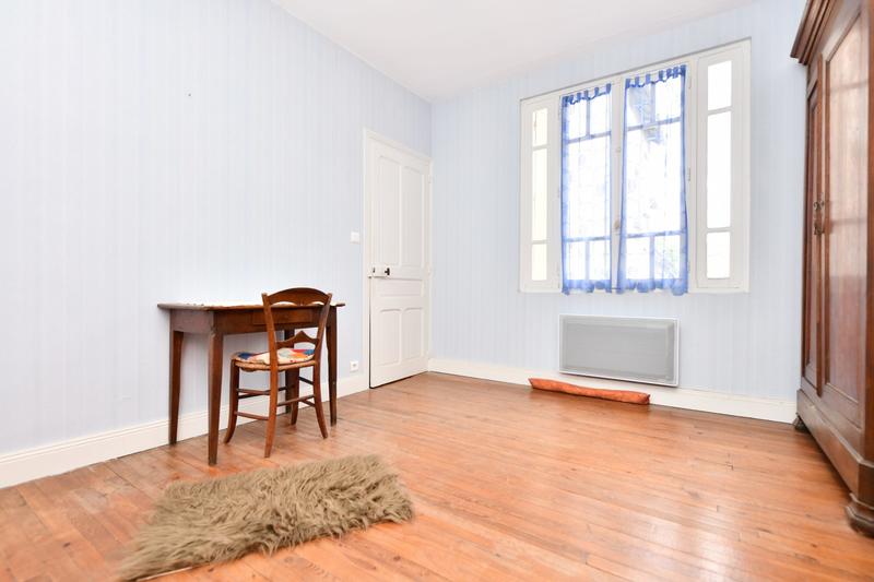 Maison - 93 m² - 5 pièces